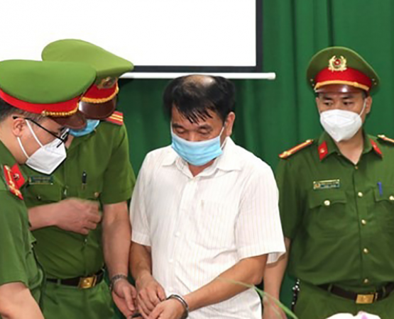 Giám đốc CDC Hà Giang bị điều tra nhận hối lộ của Việt Á