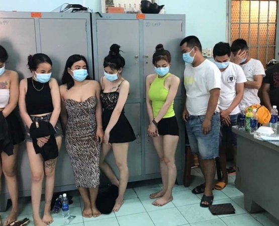 Chơi ma tuý với người dương tính nCoV