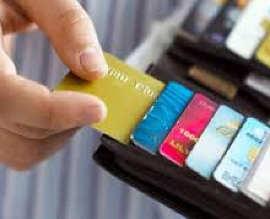 UBND TP HCM yêu cầu trường học, bệnh viện không dùng tiền mặt trong thanh toán
